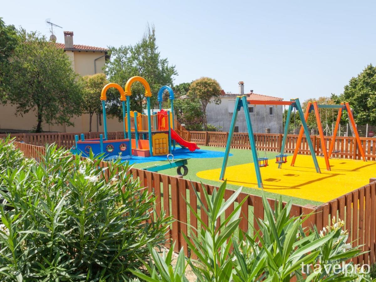 Villa Artemis By Rentalspro - Nikiti Halkidiki エクステリア 写真